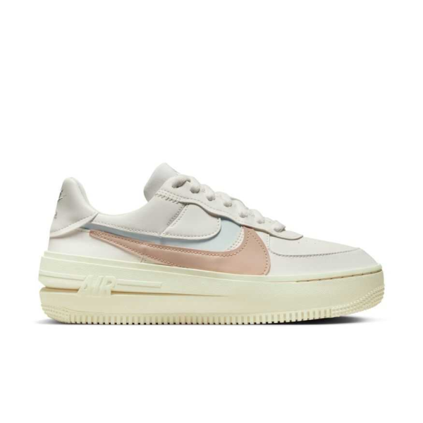 Tênis Nike Air Force 1 PLT.AF.ORM Sail