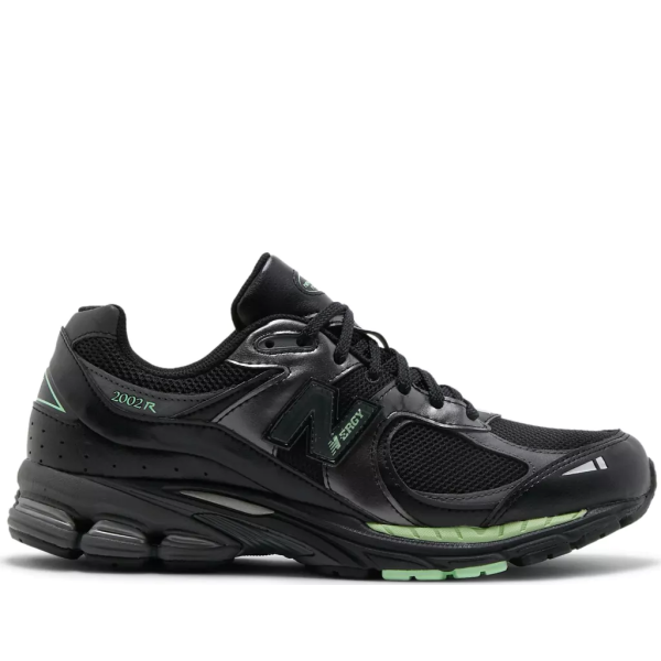 Tênis New Balance 2002R 'Black Powder Green' M200...
